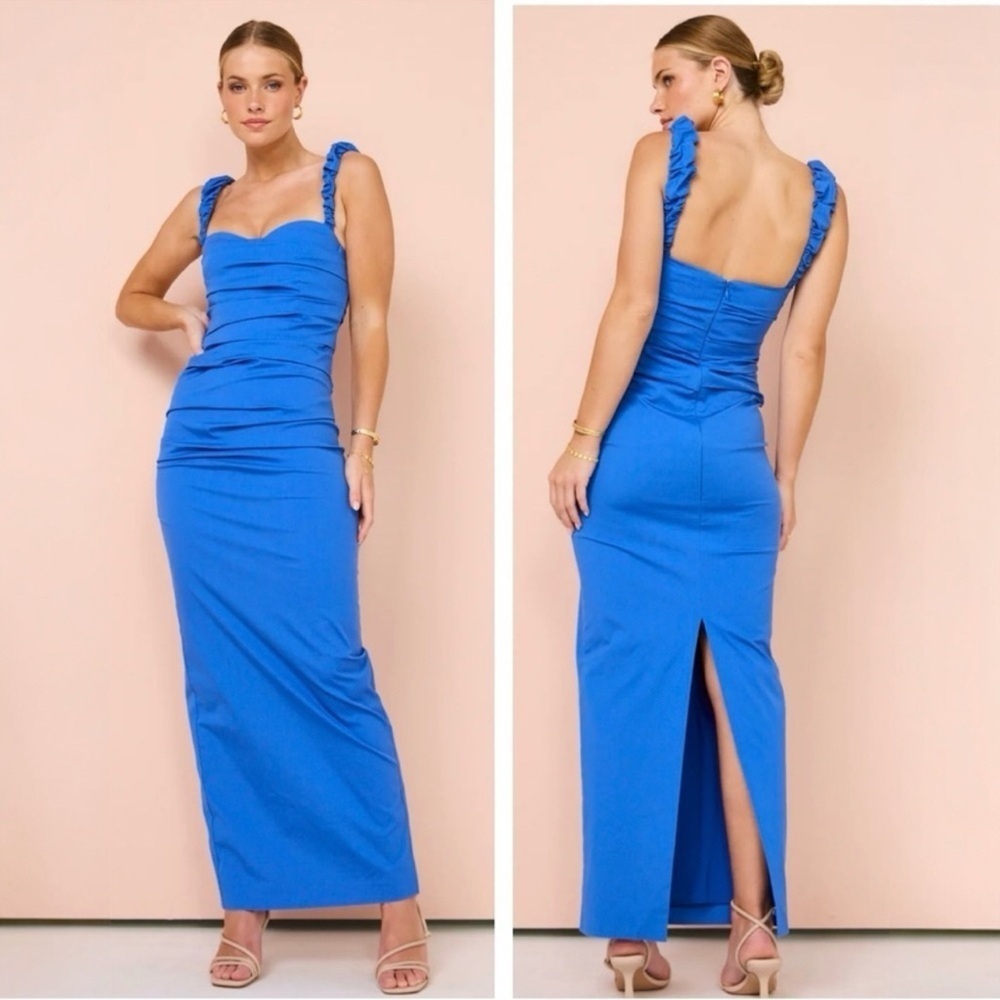 Elegant Blue Sleeveless Dress